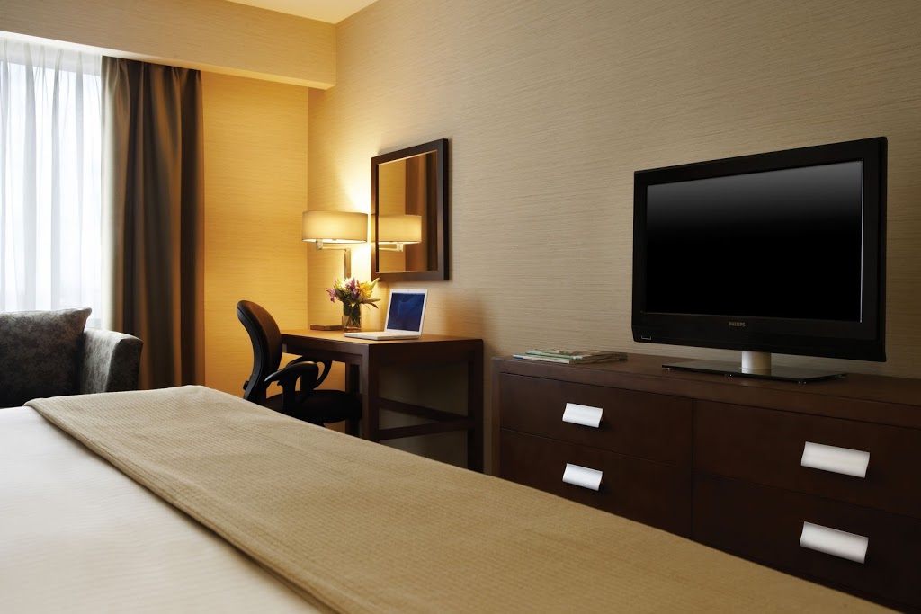 Holiday Inn Express & Suites Vaughan-Southwest | 6100 Hwy 7, Vaughan, ON L4H 0R2, Canada | Phone: (905) 851-1510