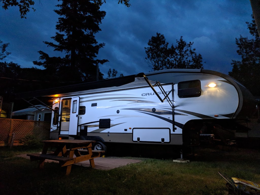 camping base plein air st-nazaire | 61 QC-172, Lac-Saint-Jean-Est, QC G0W 2V0, Canada | Phone: (418) 662-5004