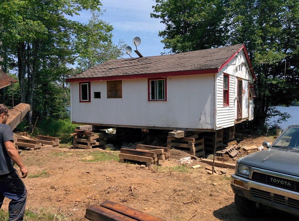 Dane Beckwith House Moving and Raising | 462 Lockhartville Rd, Hantsport, NS B0P 1P0, Canada | Phone: (902) 684-9581