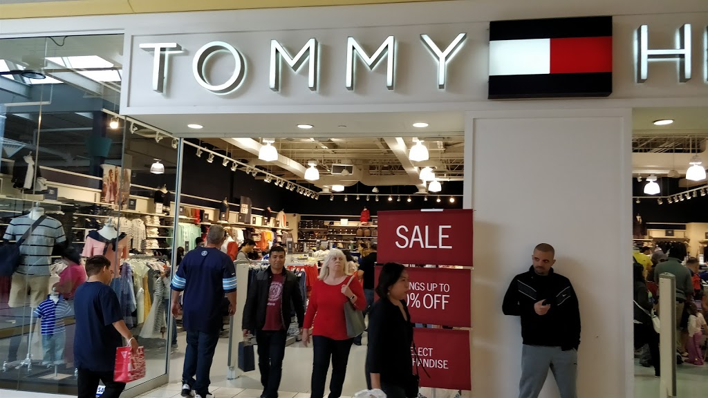 Tommy Hilfiger | 1250 S Service Rd, Mississauga, ON L5E 1V4, Canada | Phone: (905) 274-3396