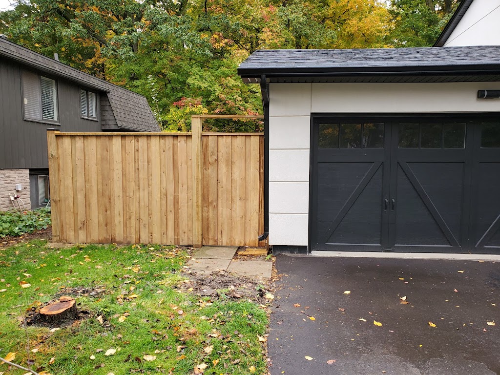 Flawless Fence | 50 Elm Dr E, Mississauga, ON L5A 3X2, Canada | Phone: (416) 419-1721