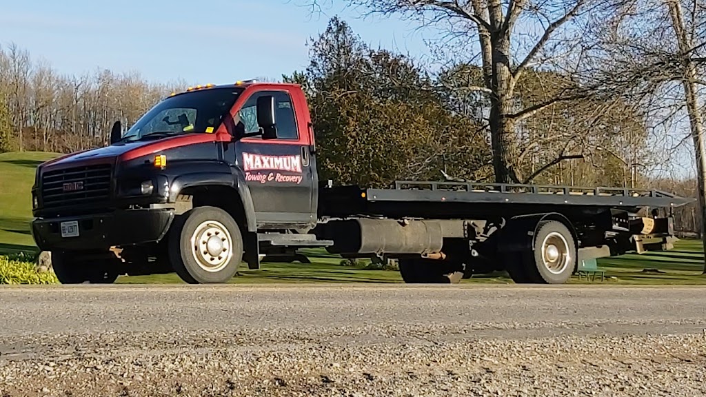 Maximum Towing and Recovery | 3156 Lakefield Rd, Lakefield, ON K9J 6X5, Canada | Phone: (705) 652-1142