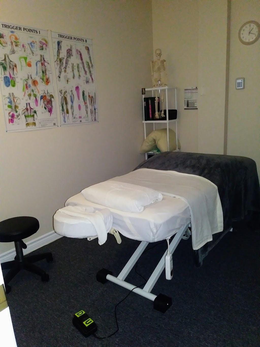 Joy Massage Therapy & Wellness Clinic | 264 Marlee Ave, North York, ON M6B 3H7, Canada | Phone: (647) 352-1682