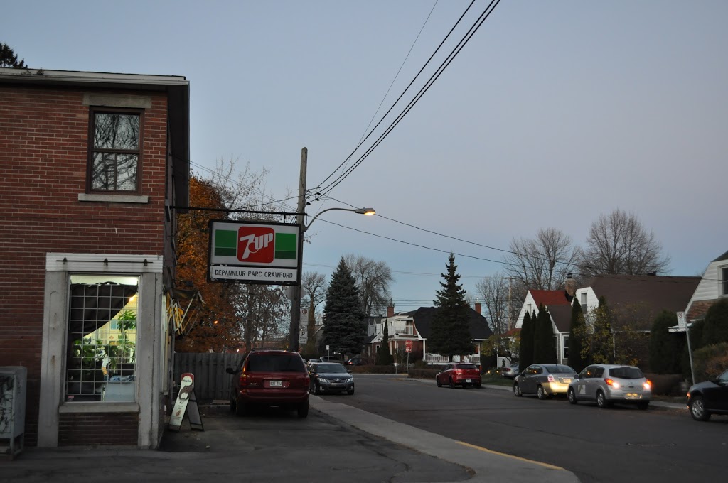 Depanneur Parc Crawford | 7277 Rue Churchill, Verdun, QC H4H 2K8, Canada | Phone: (514) 767-9143