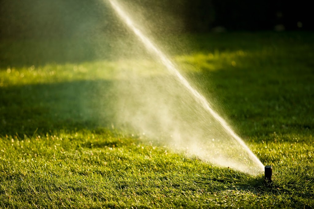 8 Days A Week Lawn Sprinkler Systems | 36 Thorpe St, Dundas, ON L9H 1K7, Canada | Phone: (905) 628-3297