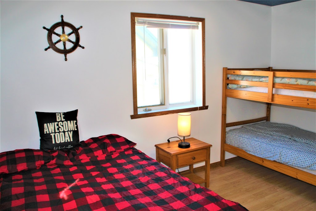 Chalets Drolet | 1084 Rue Principale, Petite-Rivière-Saint-François, QC G0A 2L0, Canada | Phone: (418) 875-2619