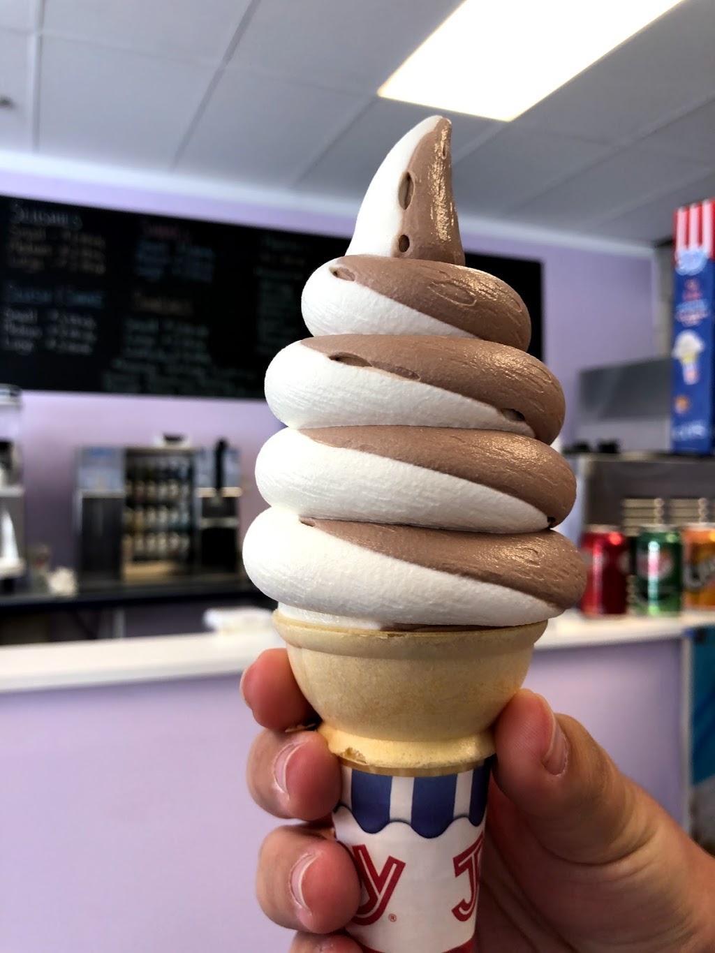 Cool Cones | 149 Mississaga St E, Orillia, ON L3V 1N4, Canada | Phone: (705) 329-5830