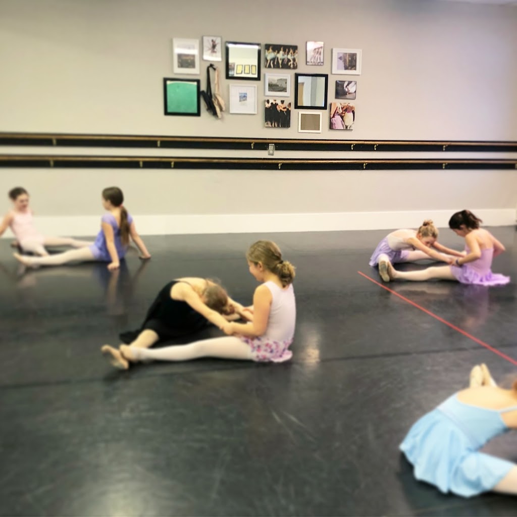 Tricia Hatch School of Dance | 245 3 St W 3rd Floor - South Wing, Drumheller, AB T0J 0Y1, Canada | Phone: (403) 821-0383