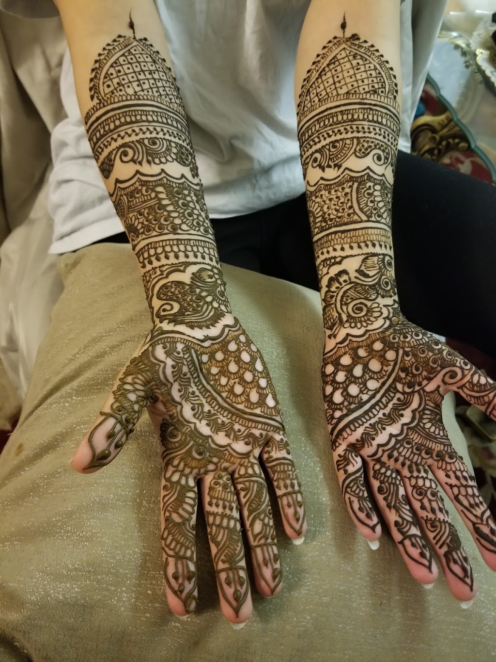 Lalanis Henna Art | 1700 Eglinton Ave E, North York, ON M4A 2X4, Canada | Phone: (647) 926-3963