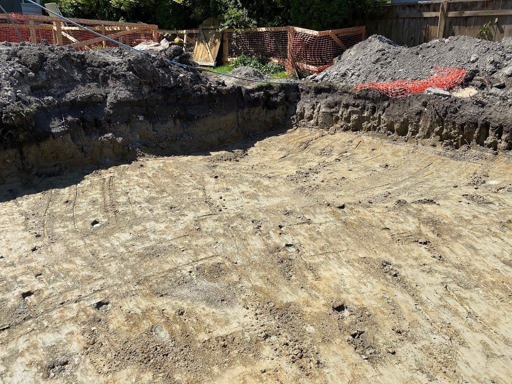 Jewel mini excavation - Demolition and Excavating Company | 7187 Vivian Dr, Vancouver, BC V5S 2V1, Canada | Phone: (604) 727-9486