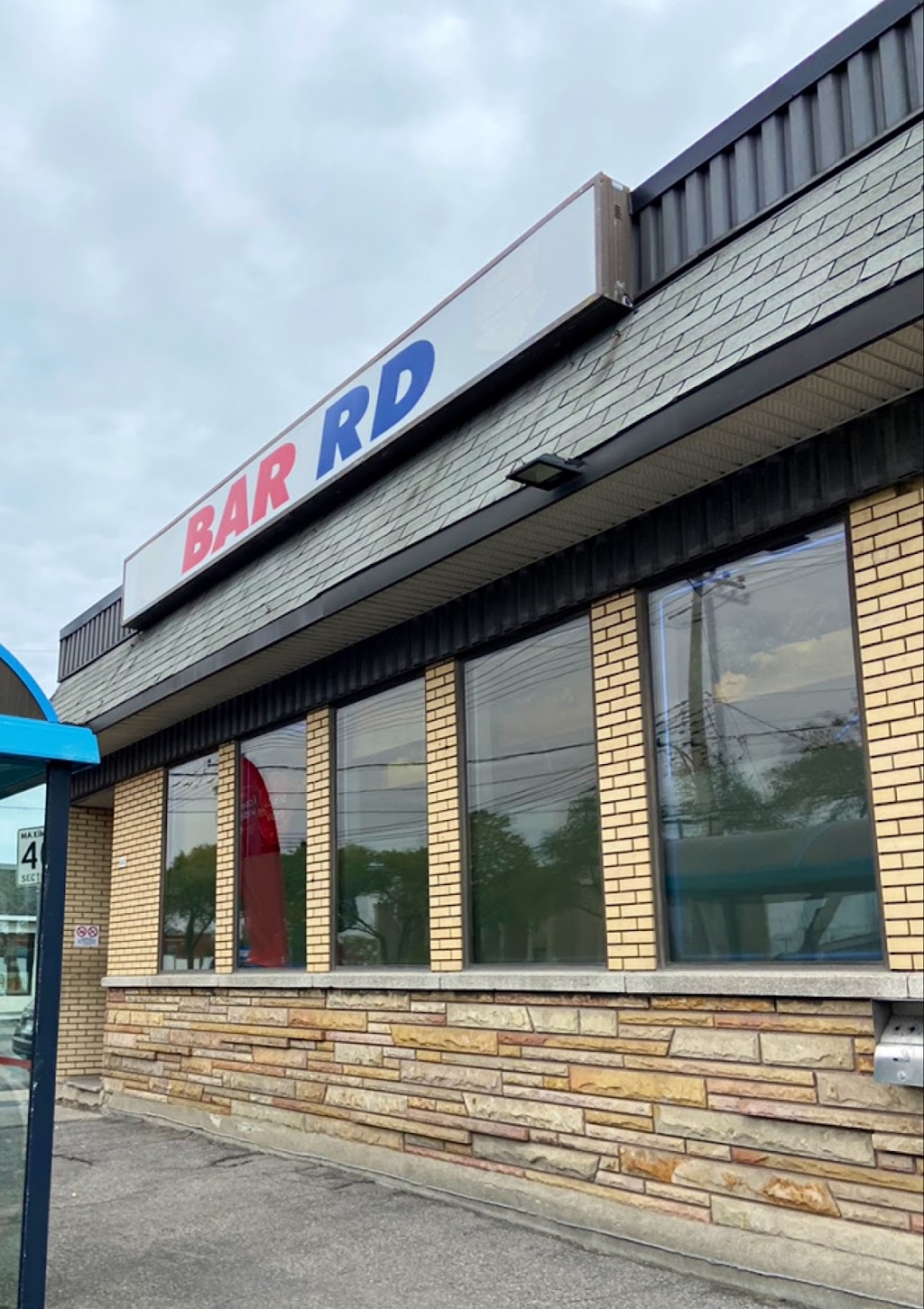 Bar Rd | 4440 R. Jean-Talon, Saint-Léonard, QC H1S 1J7, Canada | Phone: (514) 721-5862