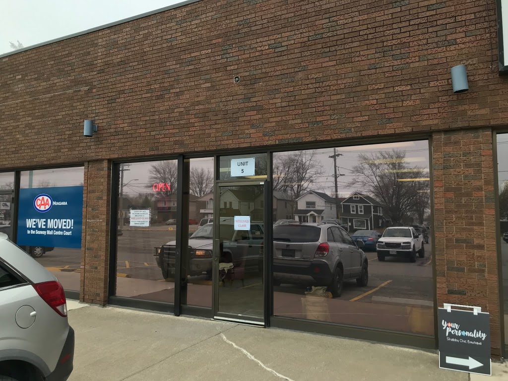 Welland Glass & Entrances Inc | 440 Niagara St Unit 5, Welland, ON L3C 1L5, Canada | Phone: (905) 734-9228