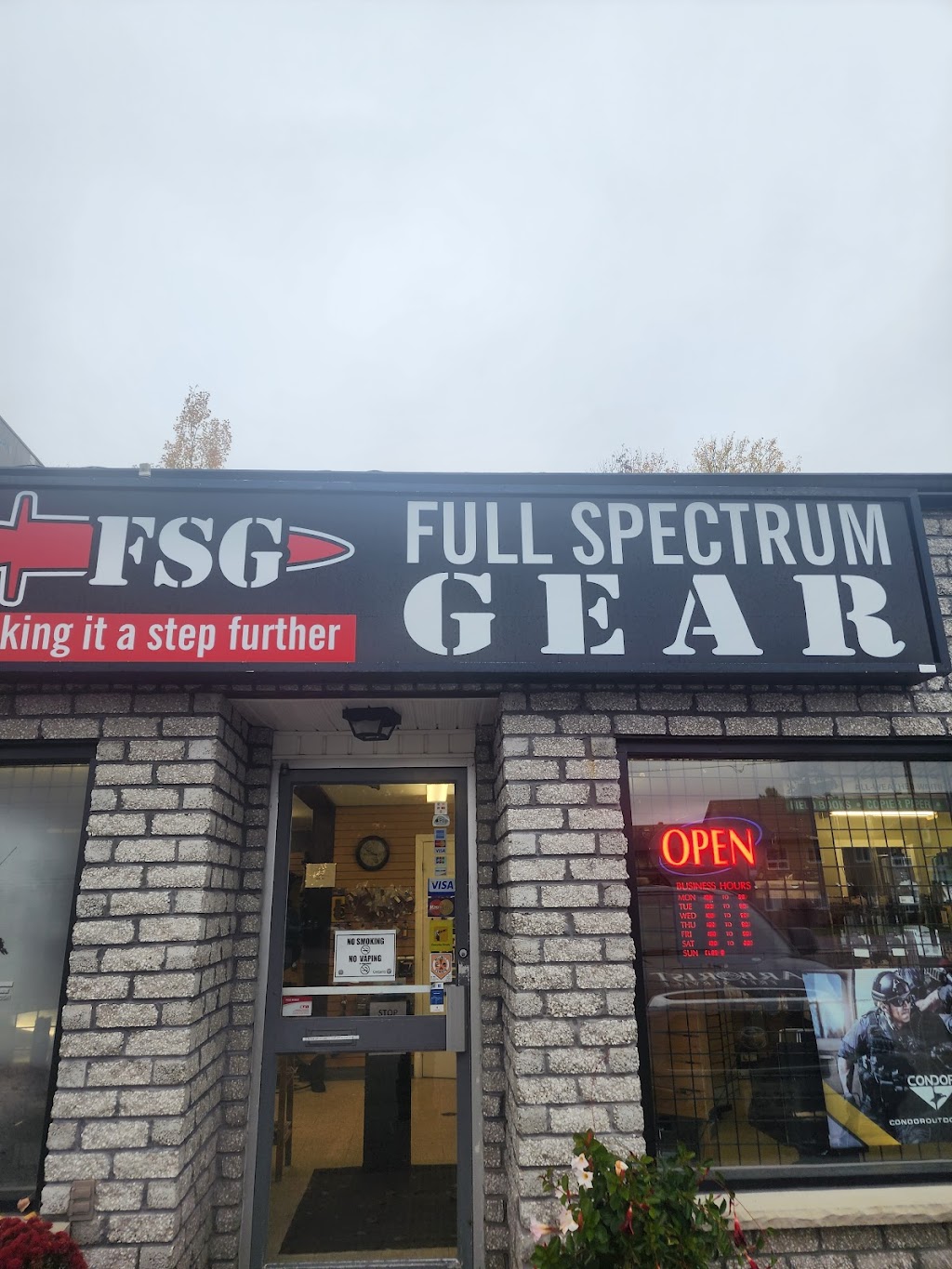 Full Spectrum Gear Inc | 1158 Victoria St, Petawawa, ON K8H 2E7, Canada | Phone: (613) 687-4757