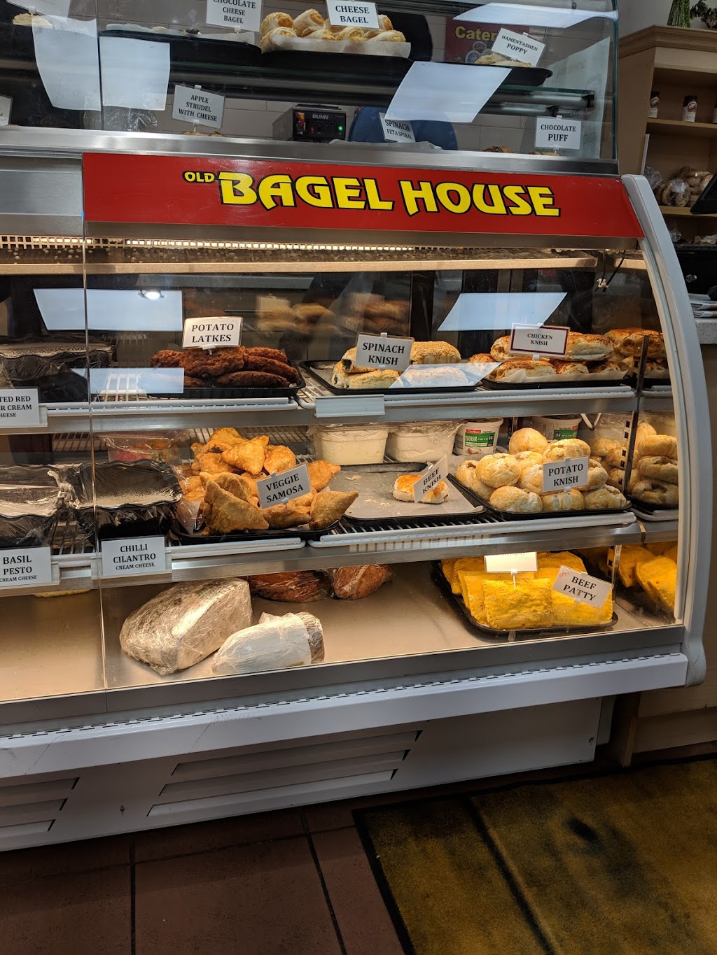 Old Bagel House | 101 Osler Dr #120, Dundas, ON L9H 4H6, Canada | Phone: (905) 627-5299