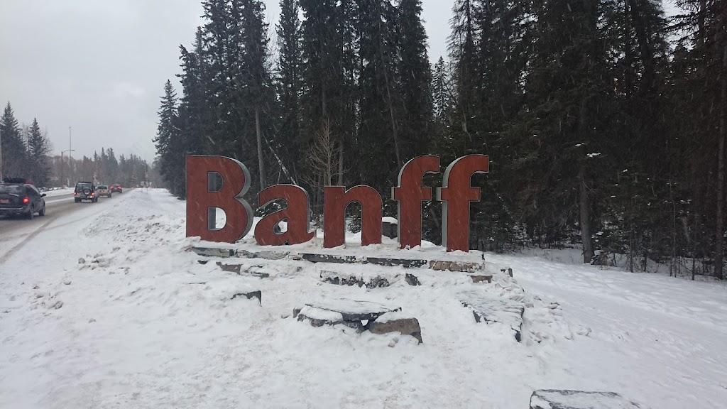 Banff Arena | Mt Norquay Rd, Banff, AB T1L 1A1, Canada | Phone: (403) 762-1238
