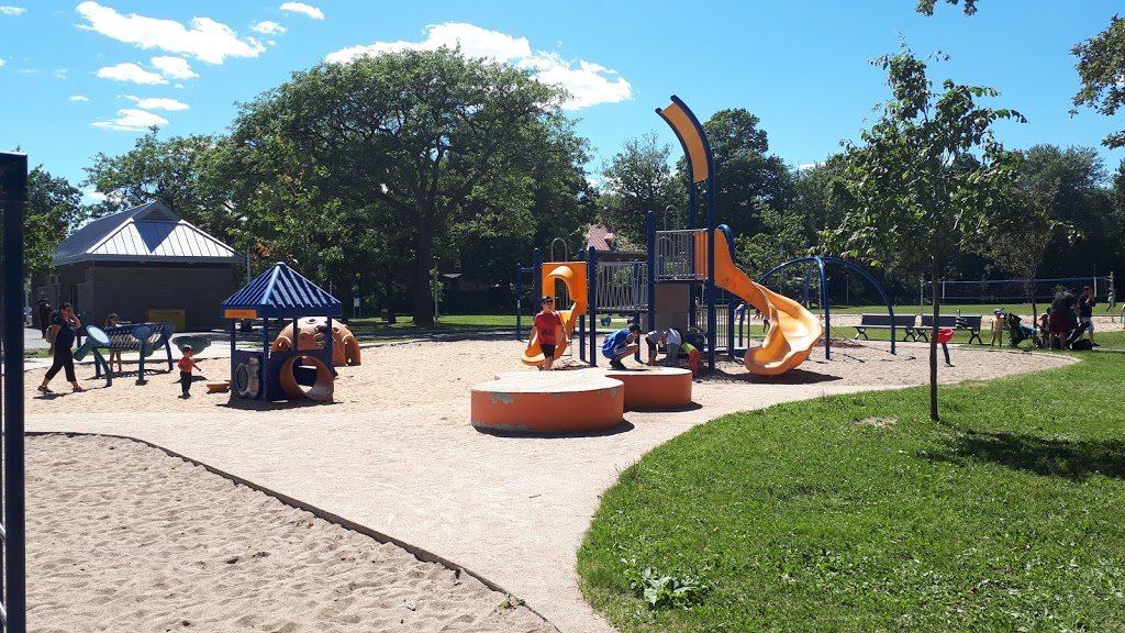 Raimbault Park | Ahuntsic-Cartierville, Montreal, QC H4J, Canada | Phone: (514) 442-7656