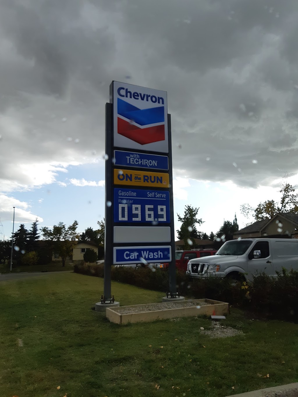 Chevron | 2315 68 St NE, Calgary, AB T1Y 6S4, Canada | Phone: (403) 285-9759