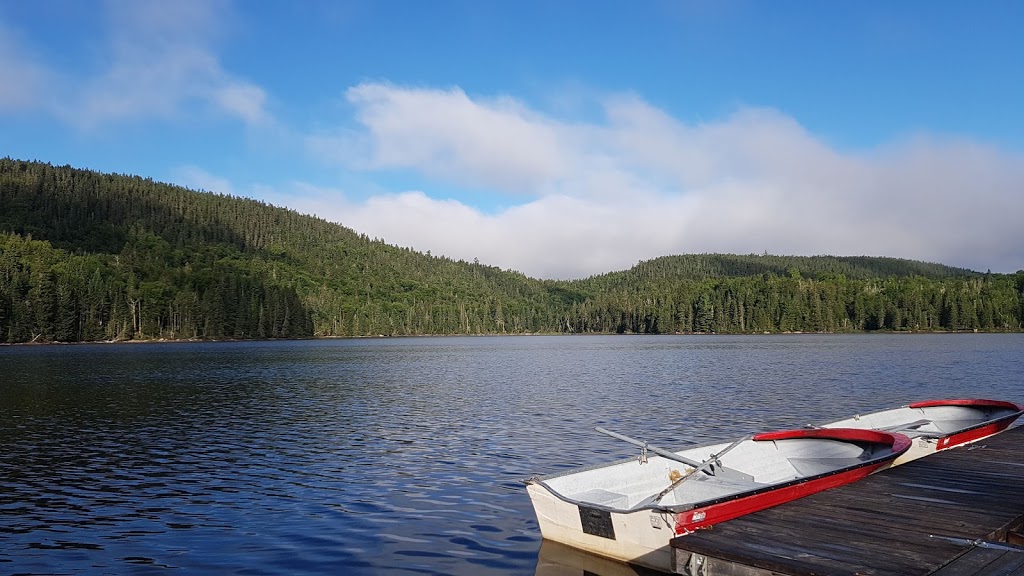 Pourvoirie Auberge La Barrière | 1000 Chemin du Club la Barrière, Sainte-Émélie-de-lÉnergie, QC J0K 2K0, Canada | Phone: (450) 884-5748