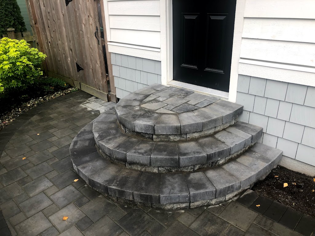 Strongbacks Landscaping | 1825 128th St, Surrey, BC V4A 3V5, Canada | Phone: (604) 613-2477