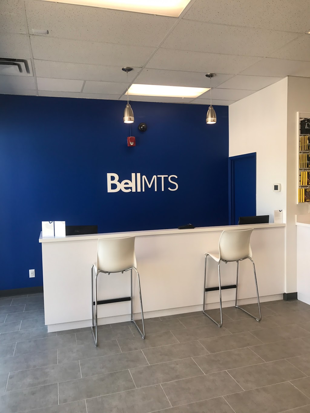 Advance BellMTS | 10-333 Main St, Stonewall, MB R0C 2Z0, Canada | Phone: (204) 467-2550