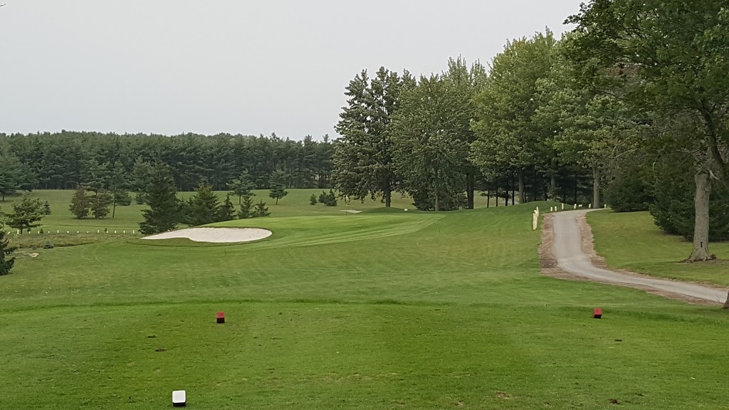 MontHill Golf & Country Club | 4925 Highway 6 South, Caledonia, ON N3W 1Z6, Canada | Phone: (905) 765-4340