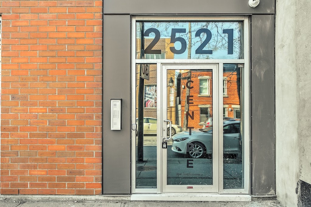 Les Lofts du Centre | 2521 Rue Centre, Montréal, QC H3K 1J9, Canada | Phone: (514) 759-6110