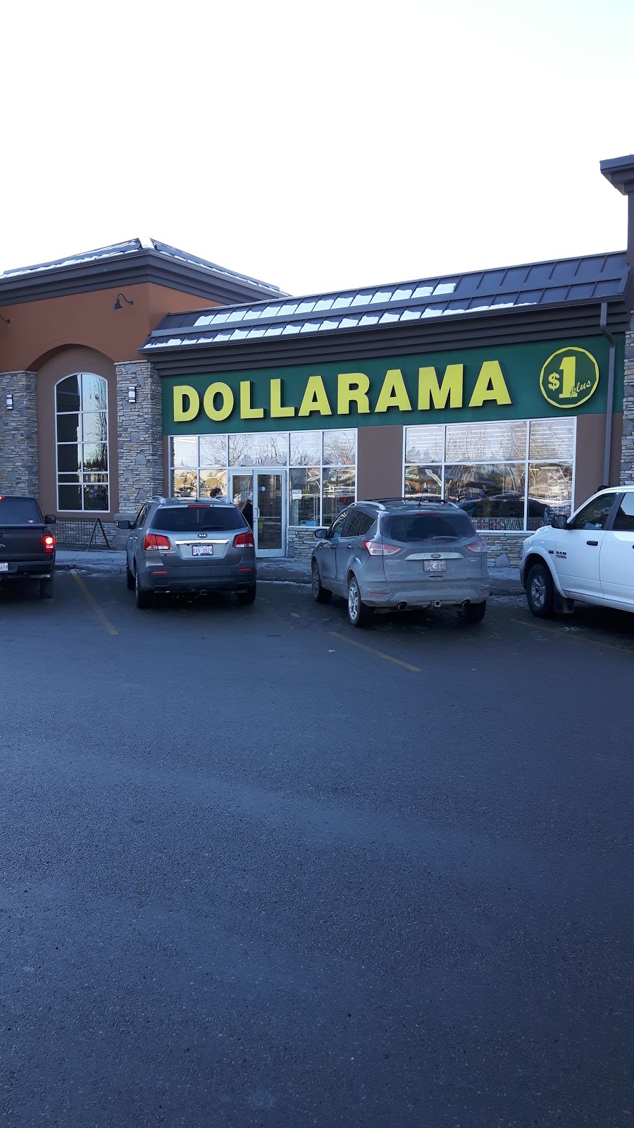 Dollarama | 505 Main St SW, Towerlane Mall, Airdrie, AB T4B 3K3, Canada | Phone: (403) 945-0778