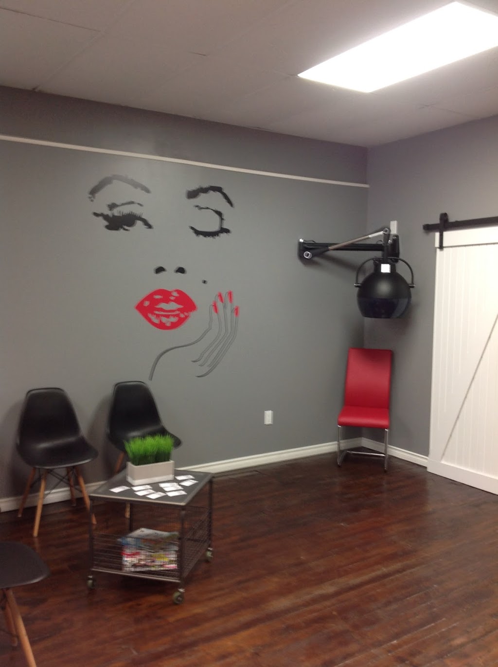 Jenessas Hair Studio | 10 Clinton St S, Teeswater, ON N0G 2S0, Canada | Phone: (519) 392-4247