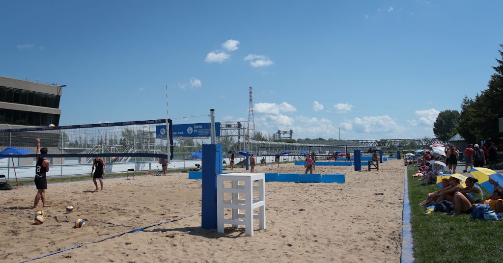 Jean-Doré Beach | 151 Circuit Gilles Villeneuve, Montréal, QC H3C 1A9, Canada | Phone: (514) 872-0199