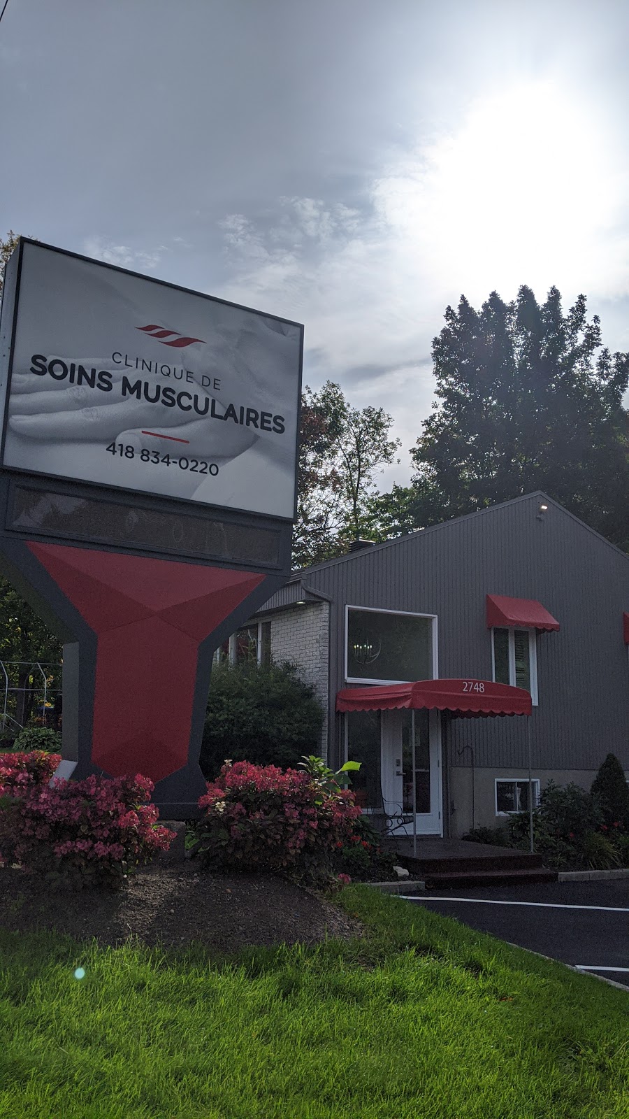 Massothérapie et Clinique de soins Musculaires Raynald Vachon | 2748 Bd Guillaume-Couture, Saint-Romuald, QC G6W 7Y1, Canada | Phone: (418) 834-0220