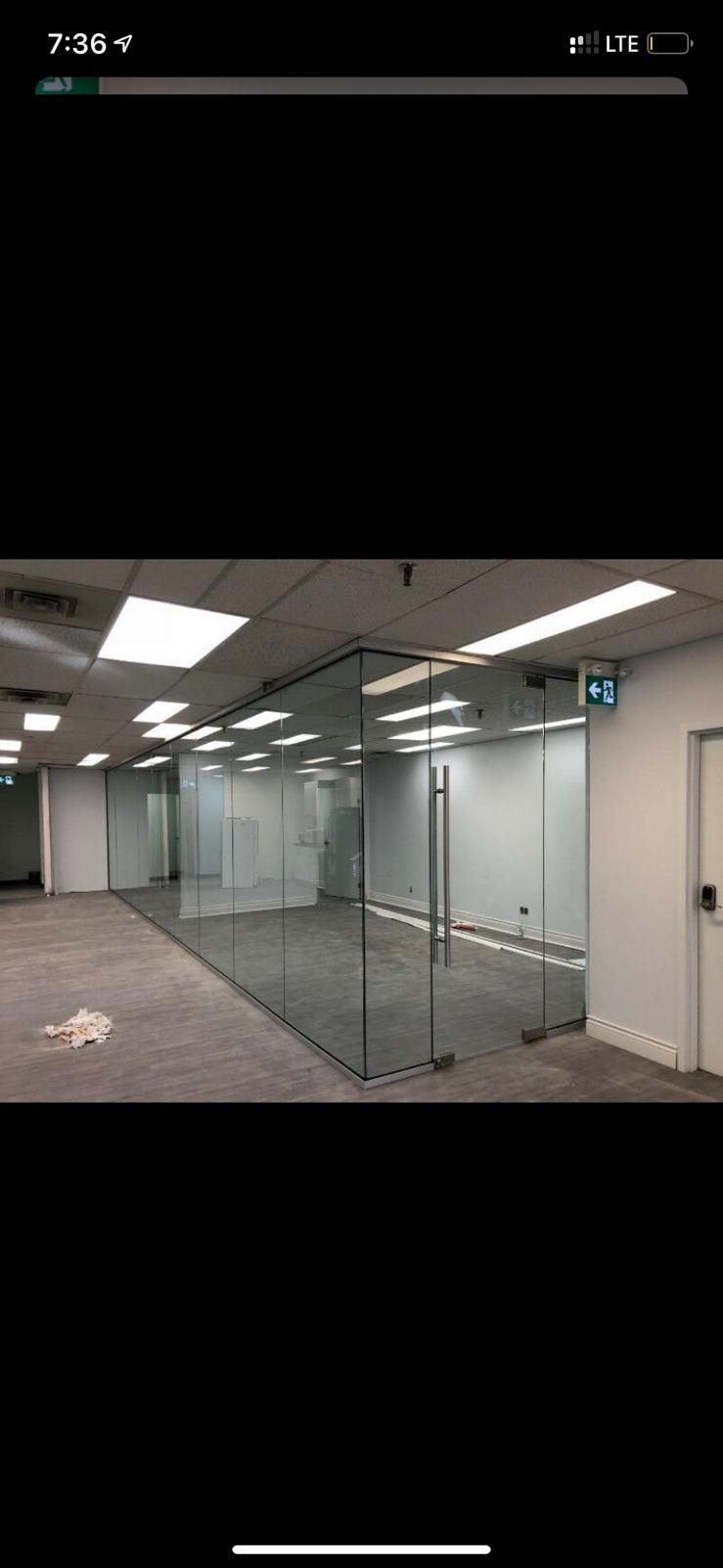 Bloor Glass | 4 Geary Ave, Toronto, ON M6H 2B3, Canada | Phone: (416) 651-1220