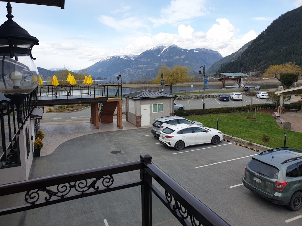 Harrison Grand Motel LTD. | 280 Esplanade Ave, Harrison Hot Springs, BC V0M 1K0, Canada | Phone: (604) 491-8850