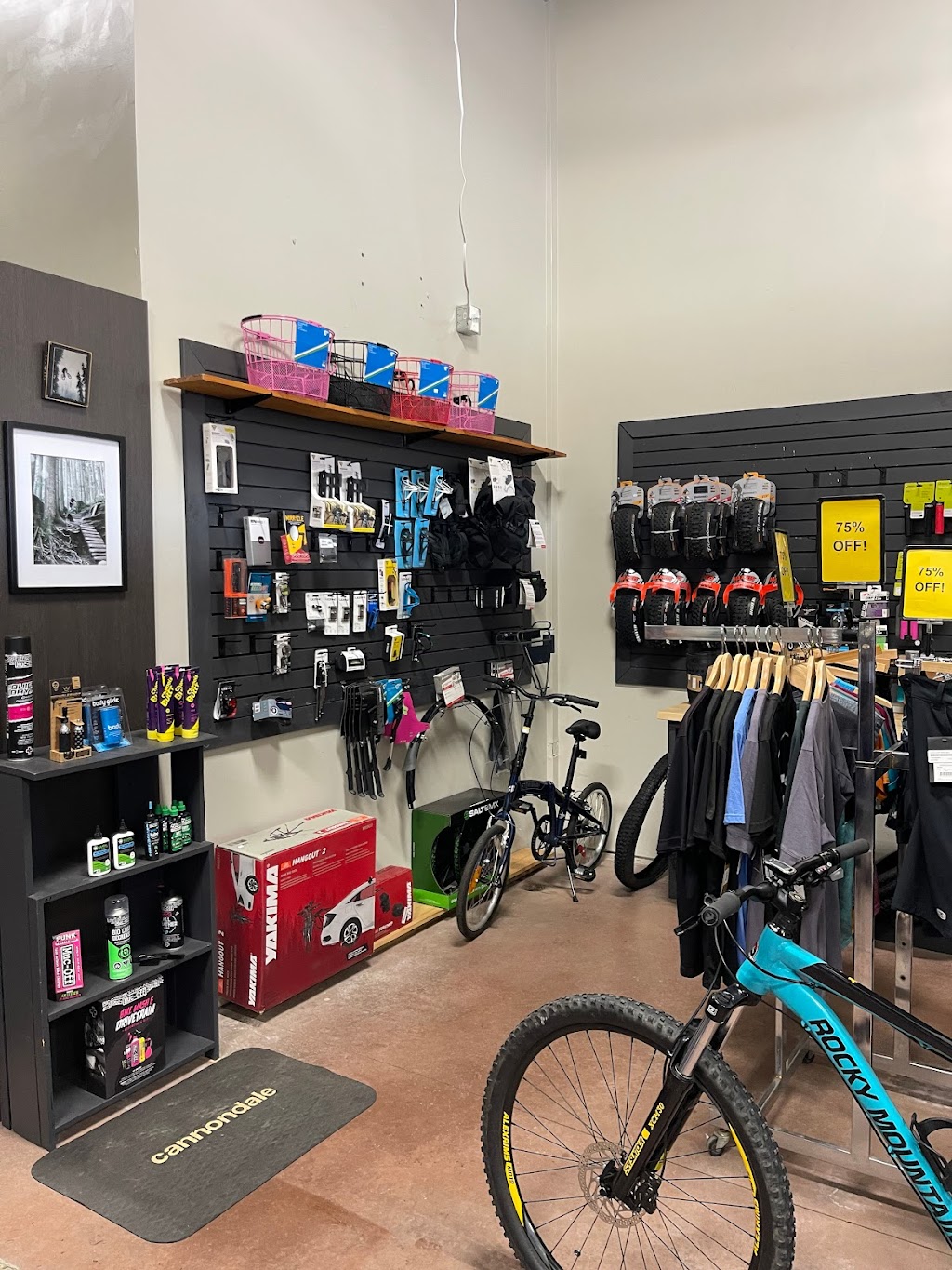 The Bike Shop in Huntsville | 3 North Kinton Avenue #110, Huntsville, ON P1H 0A9, Canada | Phone: (705) 784-0888