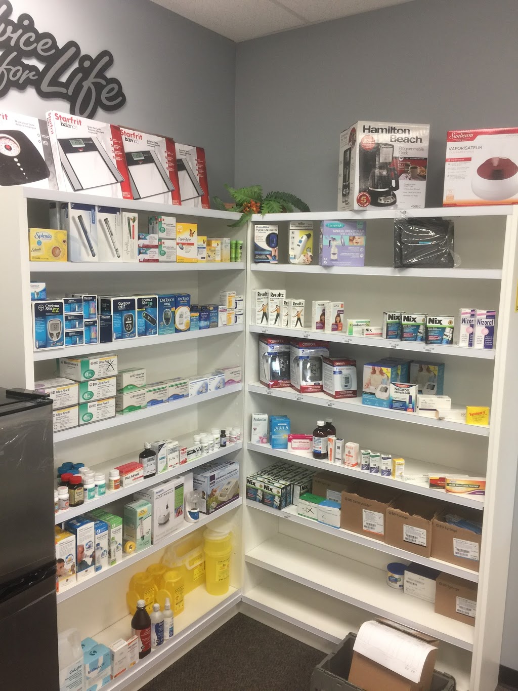 South Trail Pharmacy | 4307 130 Ave SE #78, Calgary, AB T2Z 3V8, Canada | Phone: (403) 475-8612