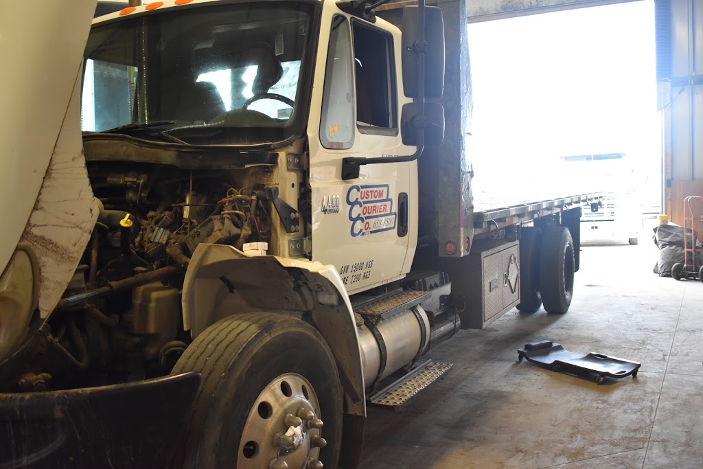 Hakeem Truck Care | 16 120 Lipsett Cres, Saskatoon, SK S7P 0E7, Canada | Phone: (306) 665-1057