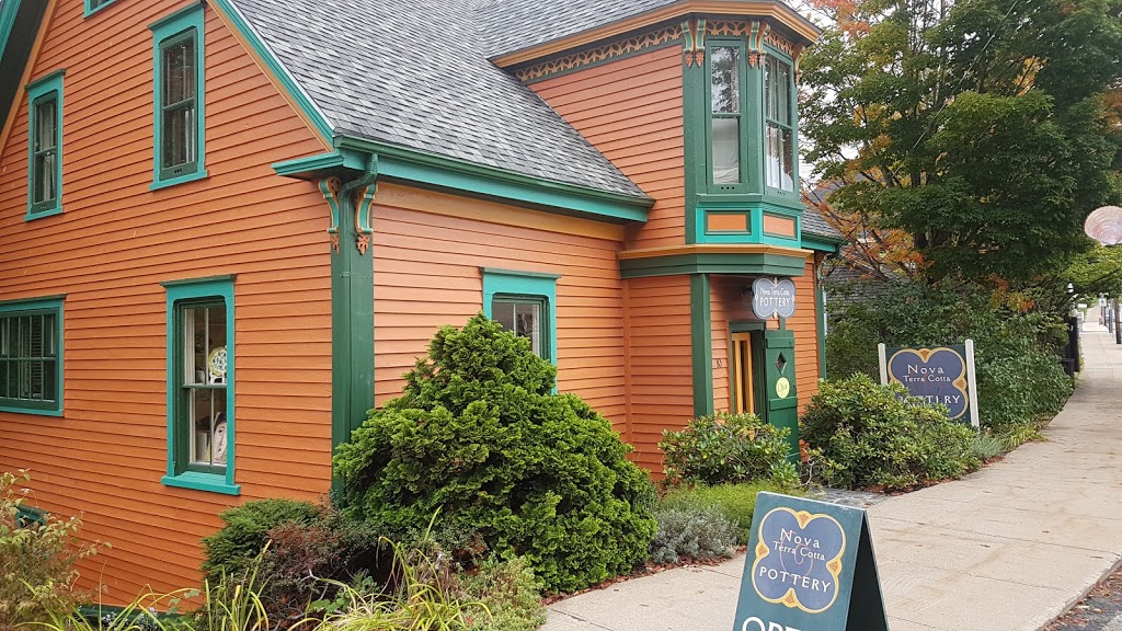 Nova Terra Cotta Pottery | 10 Dufferin St, Lunenburg, NS B0J 2C0, Canada | Phone: (902) 634-8902