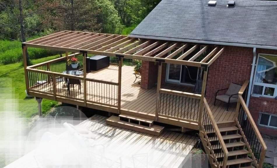 Deckadent Decking | 341 McBride Crescent, Newmarket, ON L3X 2W2, Canada | Phone: (905) 716-9637