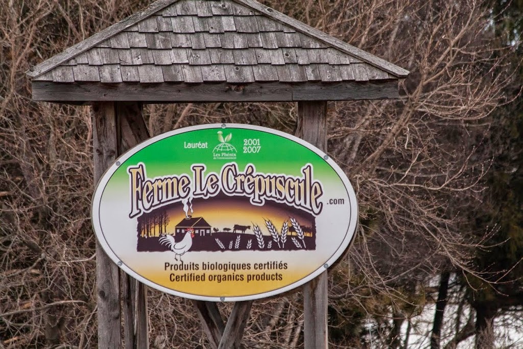 Ferme Le Crépuscule - Yamachiche - poulet - cabane a sucre | 1321 Chemin de la Grande Rivière N, Yamachiche, QC G0X 3L0, Canada | Phone: (819) 296-1321