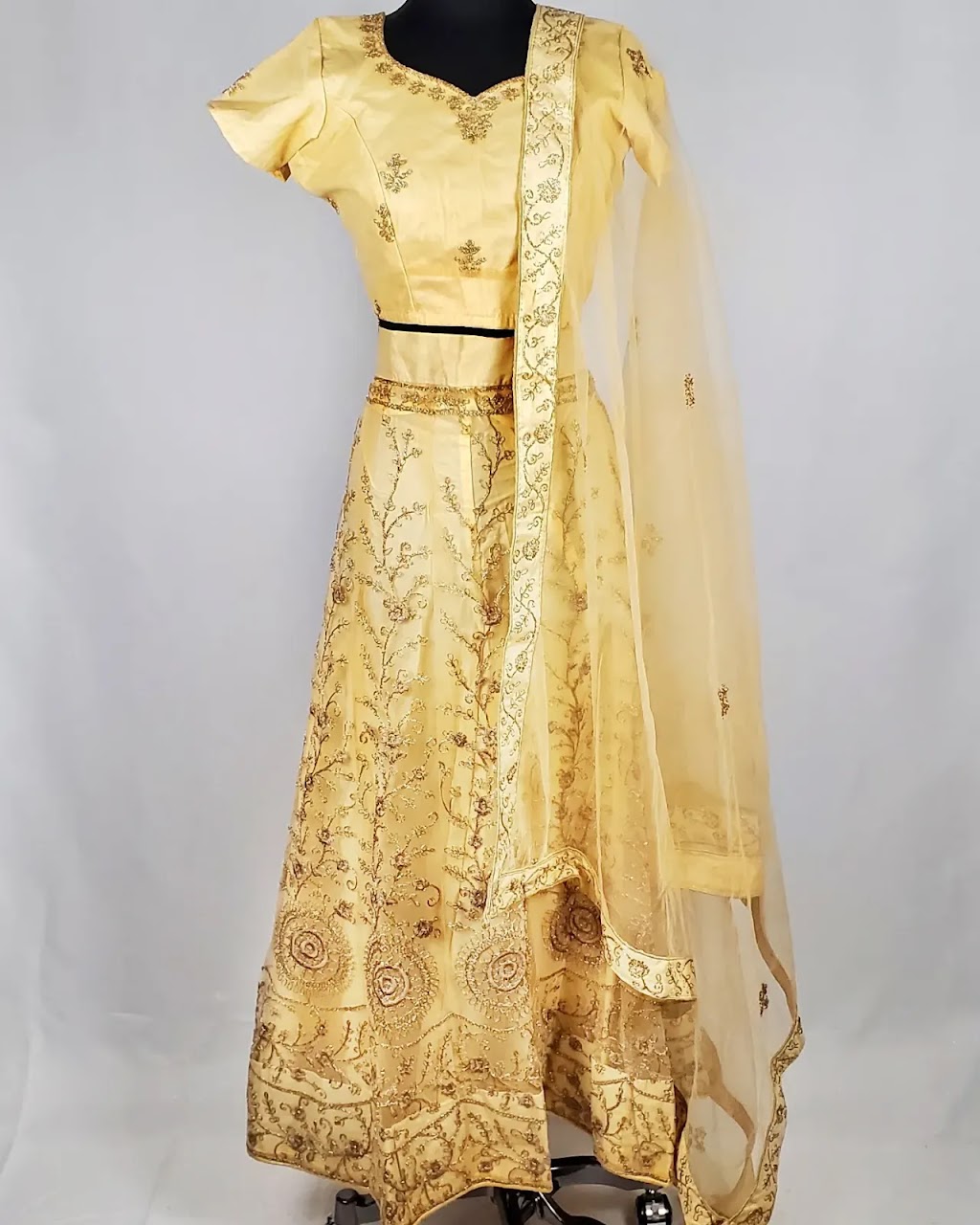 Turiya Fashions | 1275 Danforth Rd, Scarborough, ON M1J 1E7, Canada | Phone: (416) 832-6160