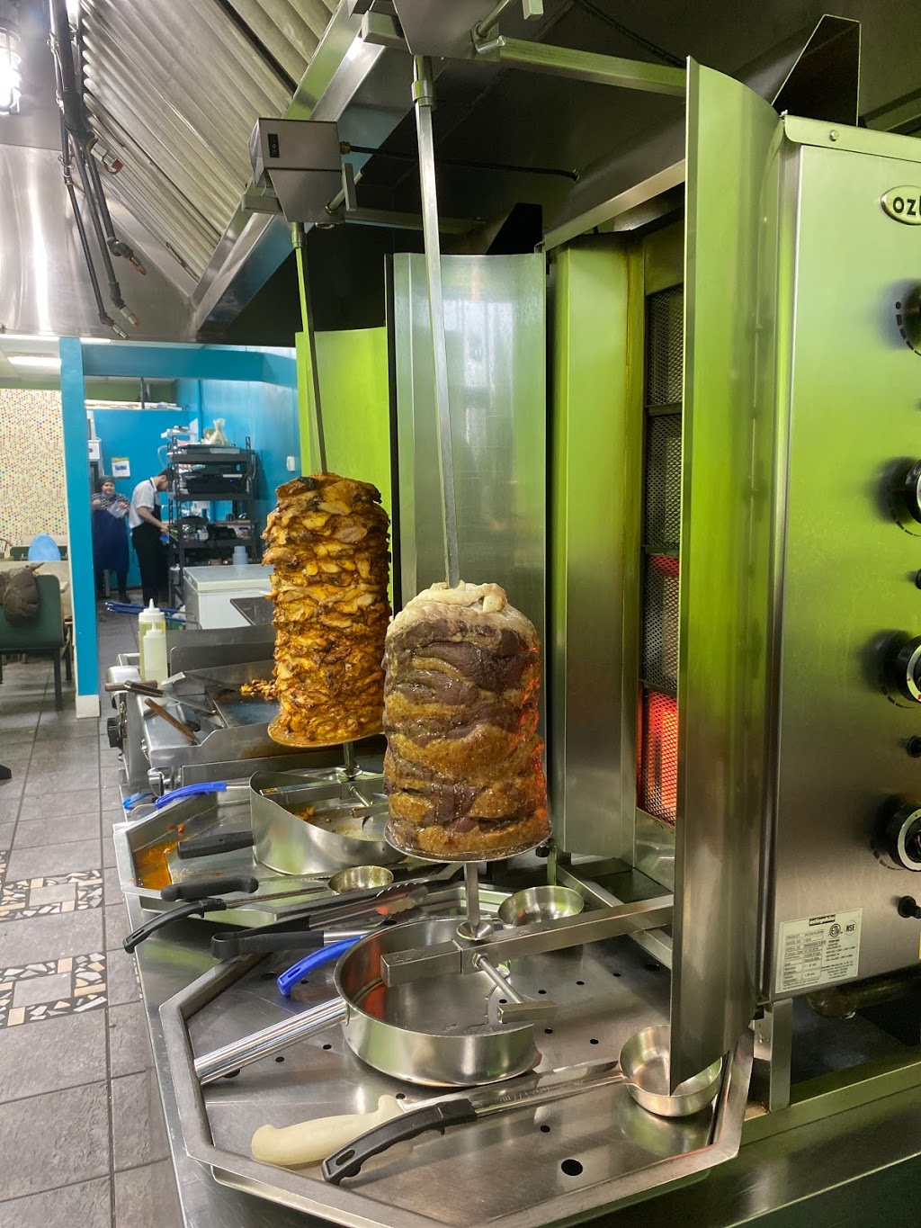 Baraka Shawarma and Donair Niagara | 6850 Thorold Stone Rd, Niagara Falls, ON L2J 1B4, Canada | Phone: (905) 357-2626