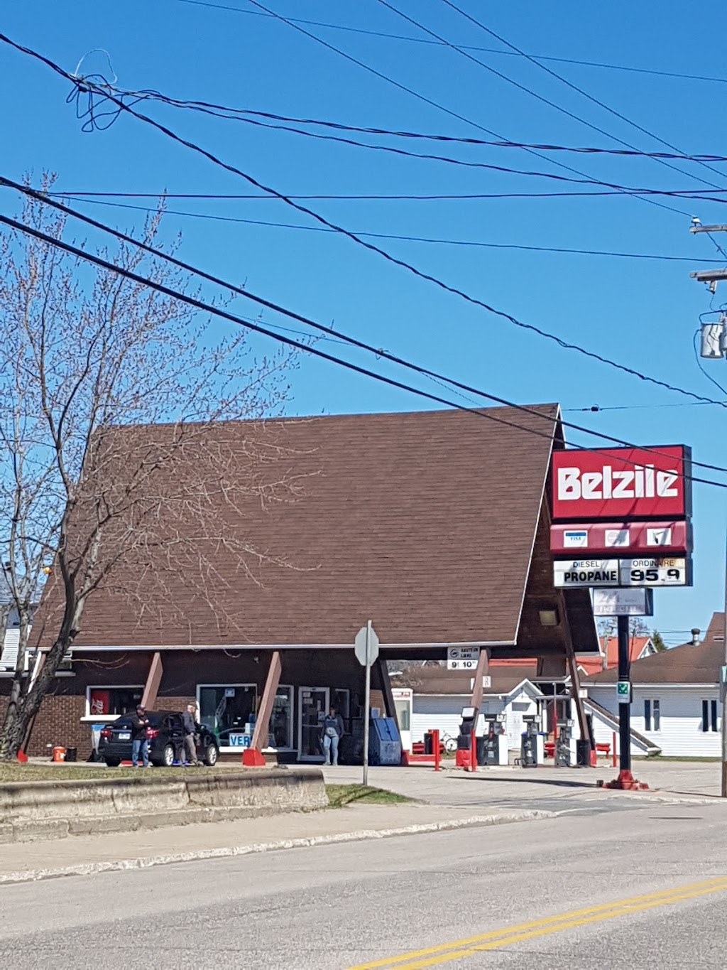 Belzile | 393 Rue Bostonnais, La Tuque, QC G9X 2G6, Canada | Phone: (819) 523-7006