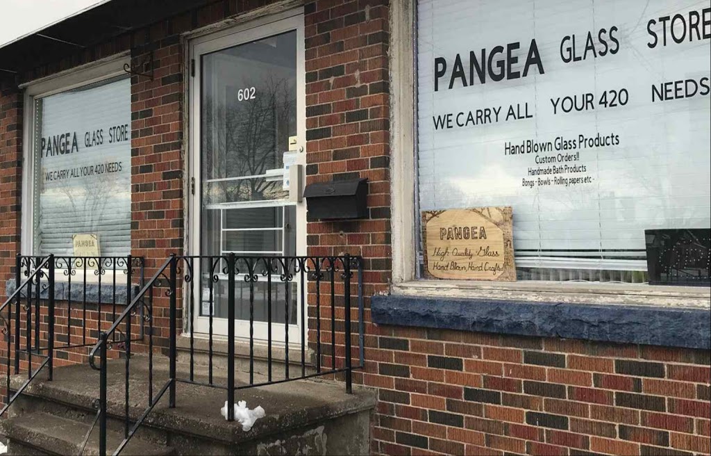 Pangea Glass Store | 602 E Main St, Welland, ON L3B 3Y2, Canada | Phone: (905) 734-2655