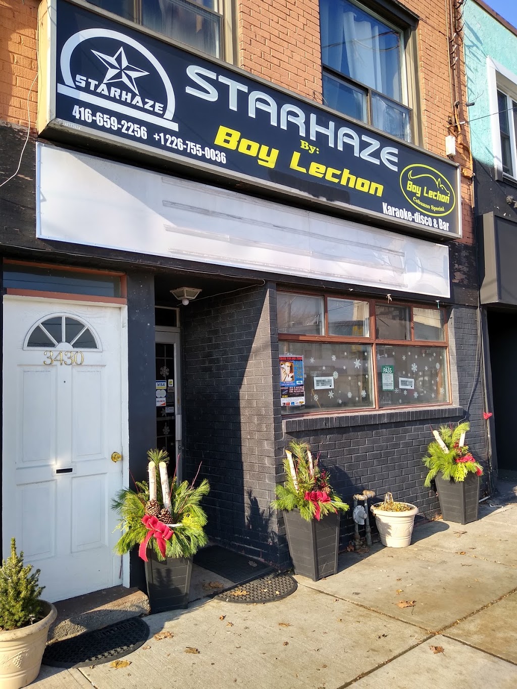 Starhaze by Boy Lechon Bar and Restaurant | 3430 Bathurst St, North York, ON M6A 2C2, Canada | Phone: (416) 838-2877