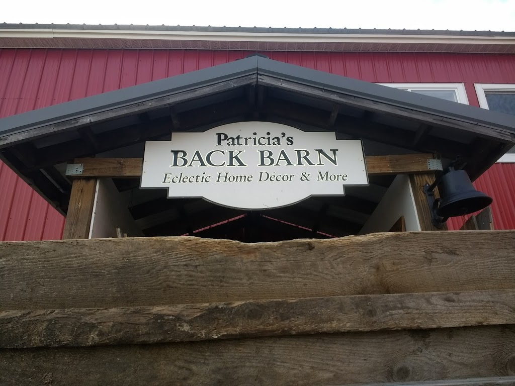 Patricias Back Barn | 6610 Shawnee Rd, North Tonawanda, NY 14120, USA | Phone: (716) 731-1911