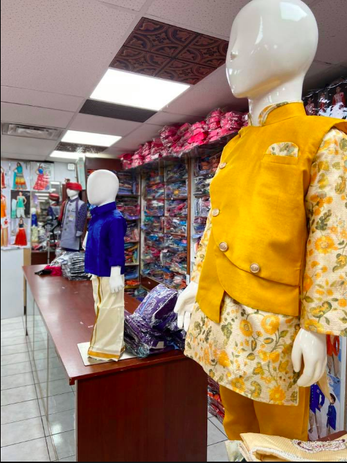 Varathas Silk & Giftware | 4565 Sheppard Ave E, Scarborough, ON M1S 1V3, Canada | Phone: (416) 291-4144