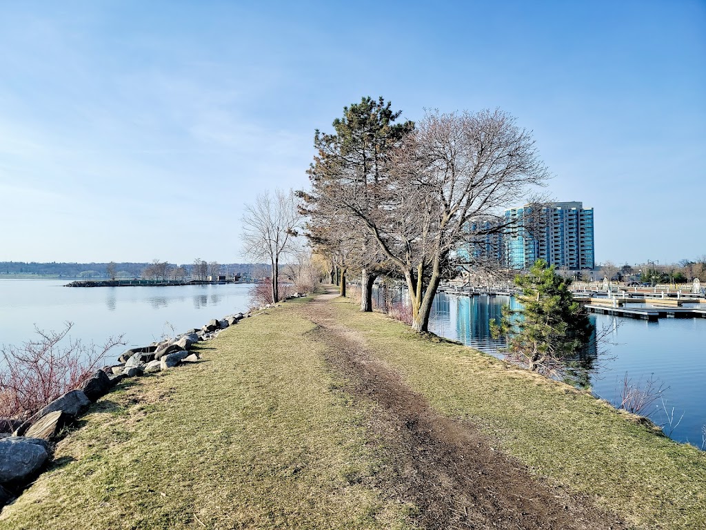 City of Barrie Marina | 55 Lakeshore Dr, Barrie, ON L4M 4T5, Canada | Phone: (705) 739-4218