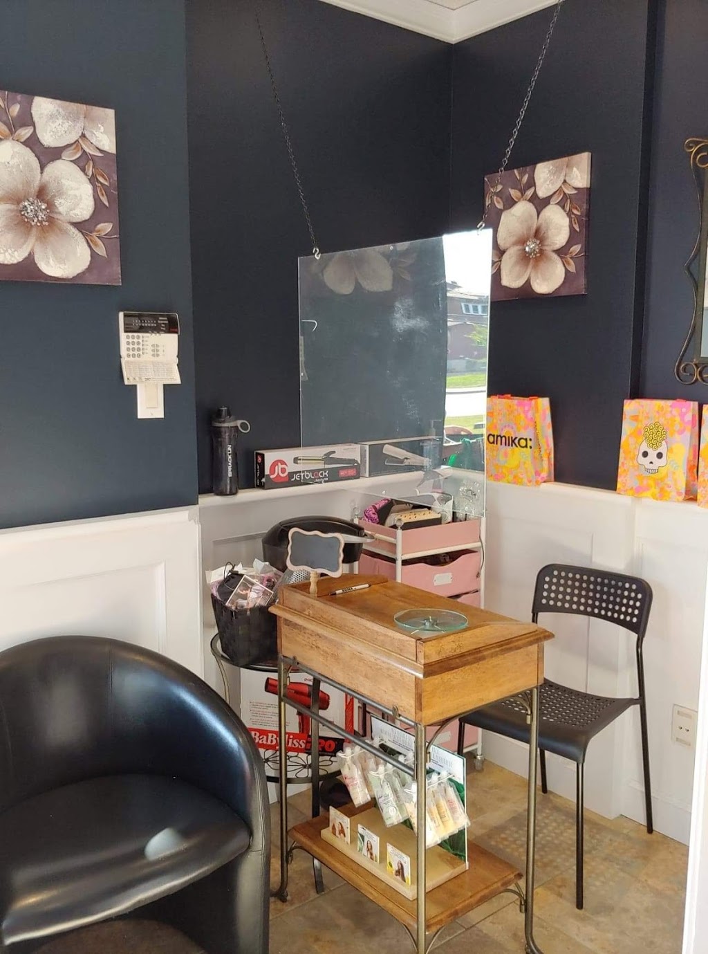 Coiffure Signée Véro | 835 Montée Sainte-Julie, Sainte-Julie, QC J3E 1W9, Canada | Phone: (438) 398-3536