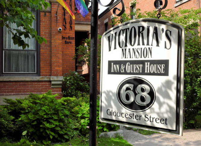 Victorias Mansion Guest House | 68 Gloucester St, Toronto, ON M4Y 1L5, Canada | Phone: (416) 921-4625