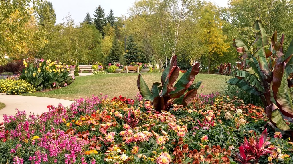 HELENA LOEWEN GARDEN | 255 Elmdale St, Steinbach, MB R5G 0C9, Canada