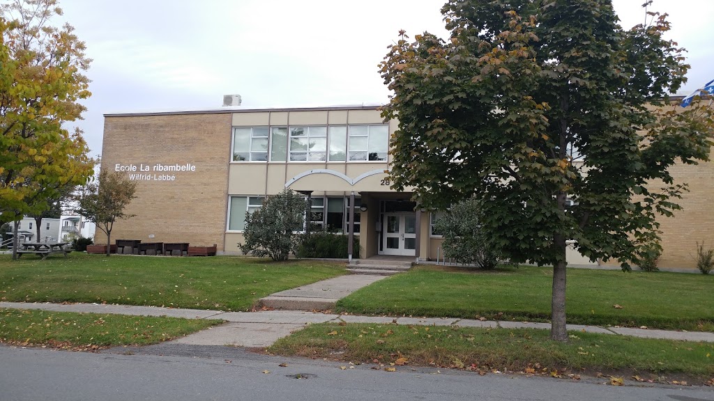 École La Ribambelle Wilfrid-Labbé | 28 Rue Saint Augustin, Victoriaville, QC G6P 3K7, Canada | Phone: (819) 752-9751